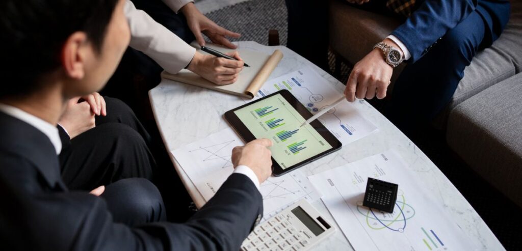 Make Strategic Decisions Using Insights